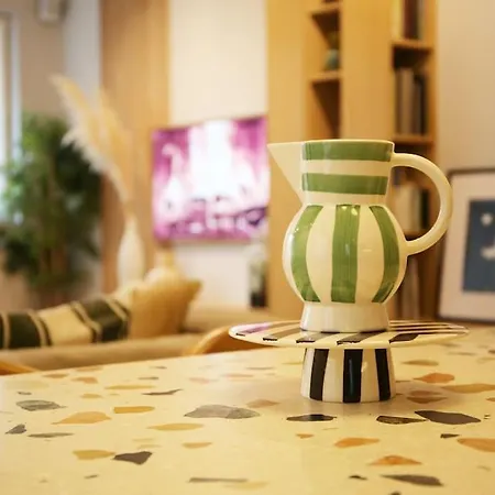 Experience Parisienne En Plein Coeur Du Marais Apartment Paris